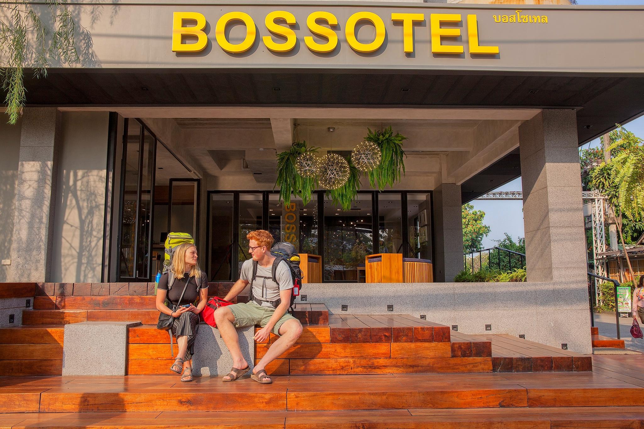 Bossotel Chiang Mai Exterior foto