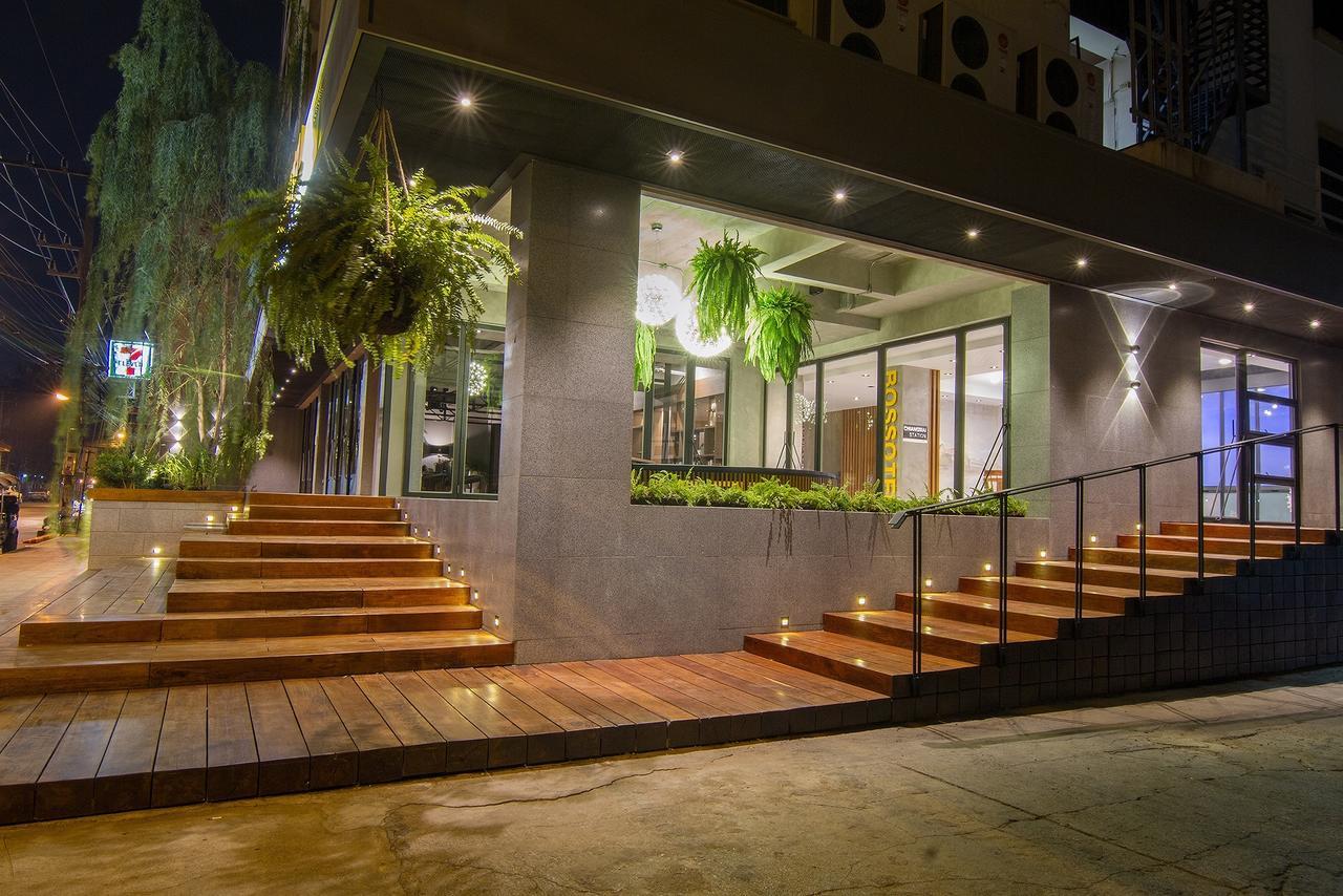 Bossotel Chiang Mai Exterior foto
